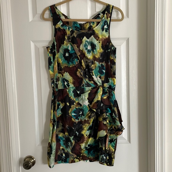 Cynthia Steffe Dress Flowers Green - Picture 1 of 11